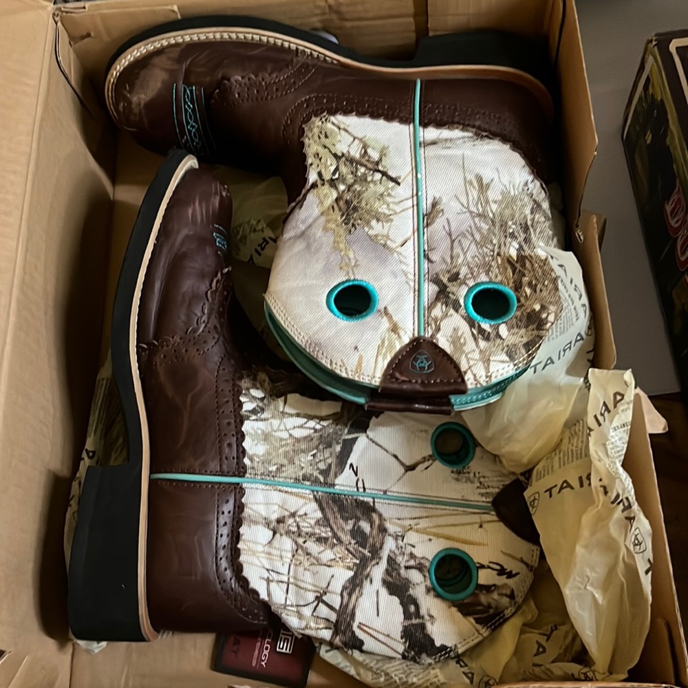 Ariat short boots with camo print